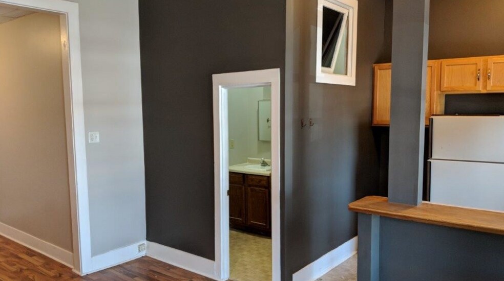 More Photos Of 216-218 S Minnesota Ave, Saint Peter Apartments For Sale