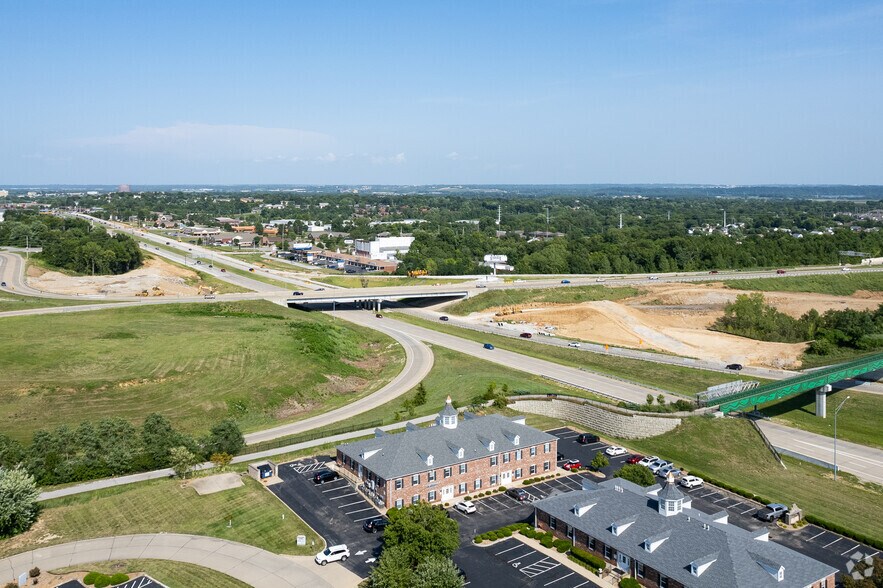 More Photos Of 2440 Executive Dr, Saint Charles Medical For Lease