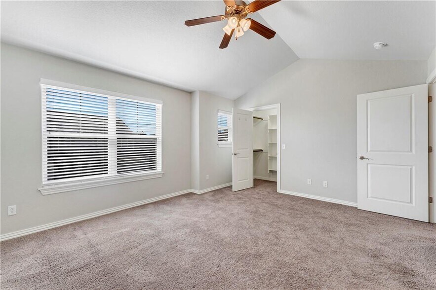 More Photos Of 2755 W Kilimanjaro Way, Rogers Multifamily For Sale