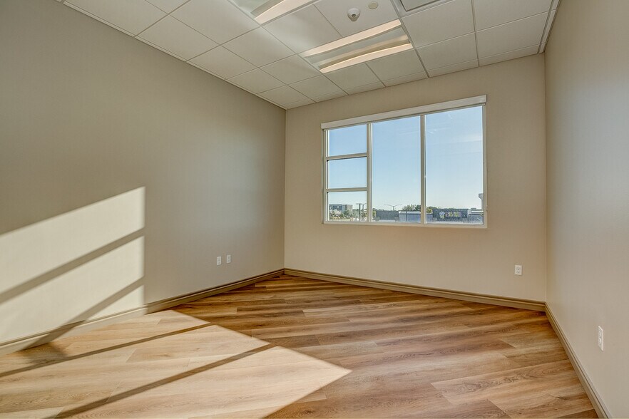 More Photos Of 4184 St Cloud Dr, Loveland Storefront Retail Office For Sale