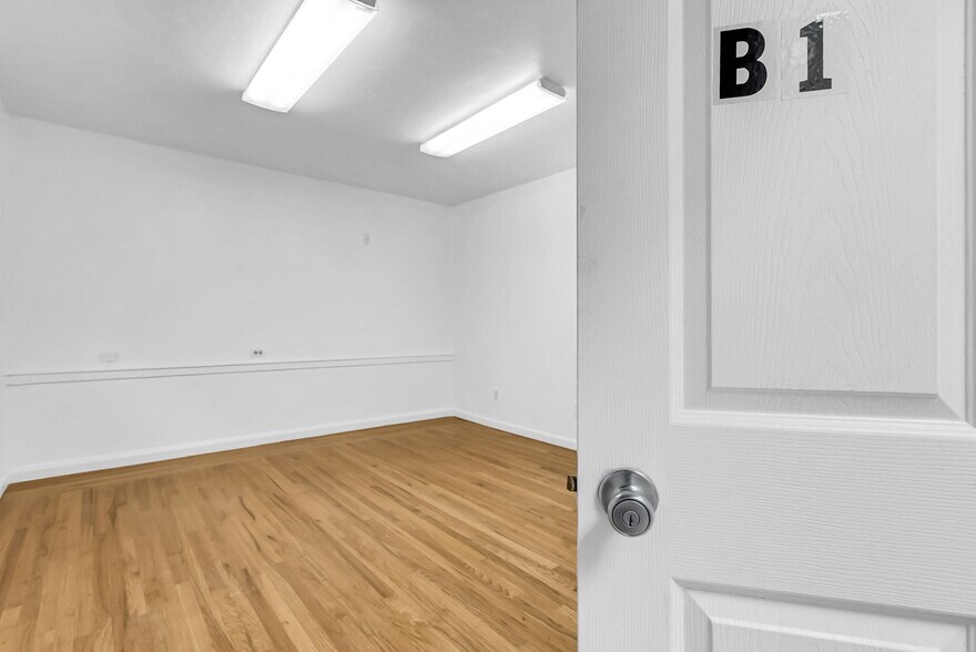 More Photos Of 1029 Tennessee St, Vallejo Storefront For Lease