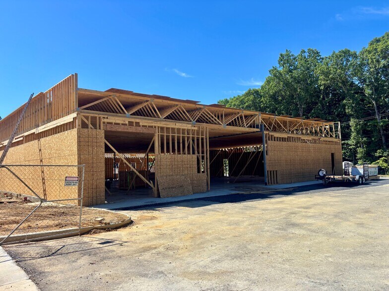 More Photos Of 2070 Ashland Rd, Rockville Flex For Lease