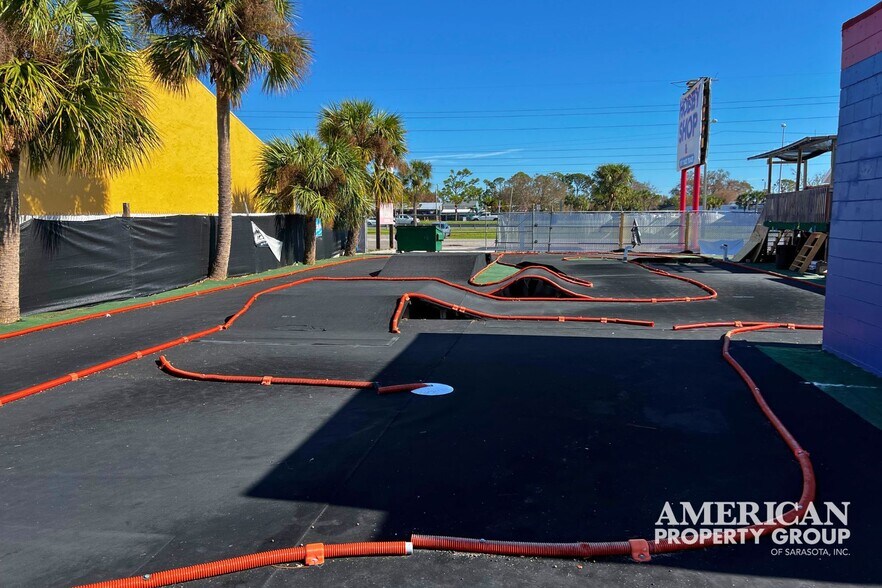 More Photos Of 3835 Tamiami Trl, Port Charlotte Freestanding For Sale