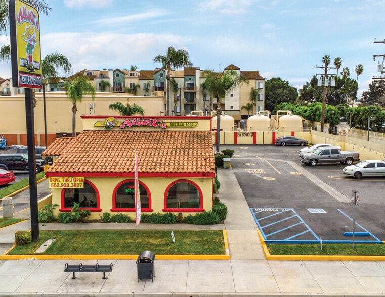 More Photos Of , Norwalk General Retail For Sale