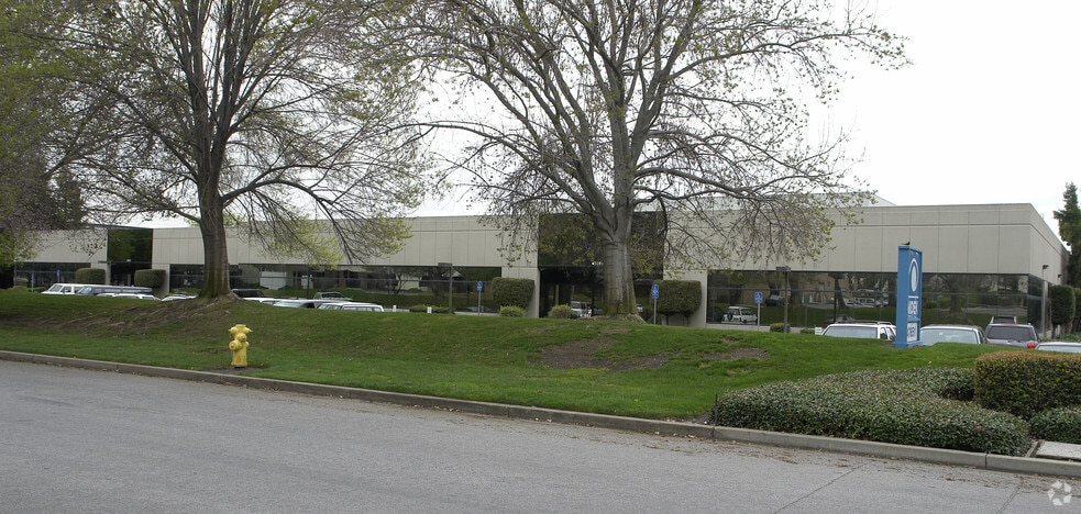 More Photos Of 47651-47671 Westinghouse Dr, Fremont Research And Development For Sale