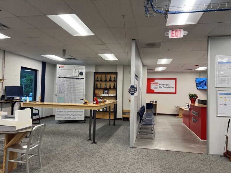 More Photos Of 2727 Franklin Rd SW, Roanoke Medical For Lease