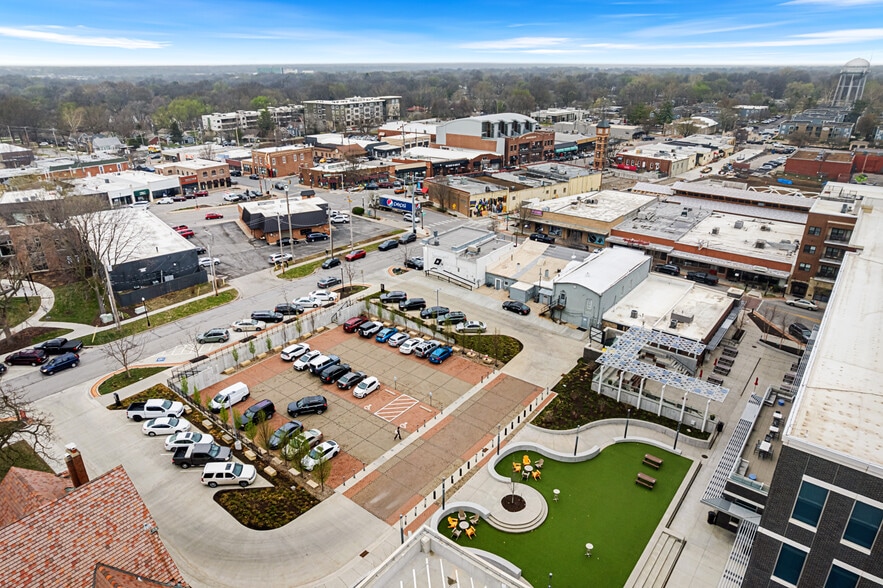 More Photos Of 7341 W 80th St, Overland Park Office For Sale