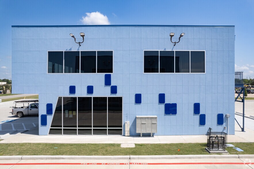 More Photos Of 31390 FM 2920, Waller Office For Lease