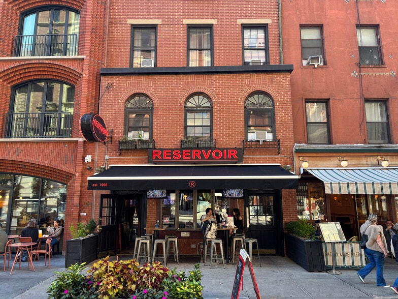 More Photos Of 70 University Pl, New York Apartments For Lease