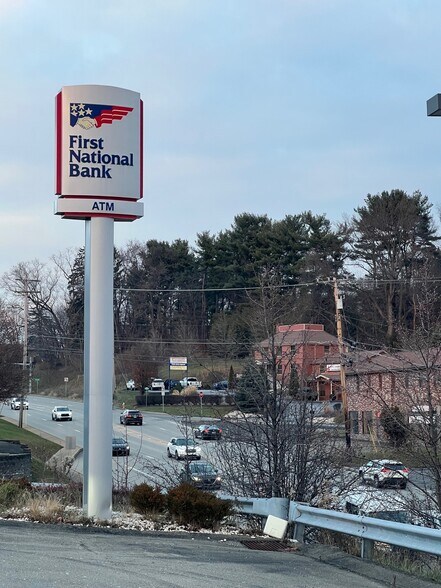 More Photos Of 600 Walmart Dr, Gibsonia Bank For Sale