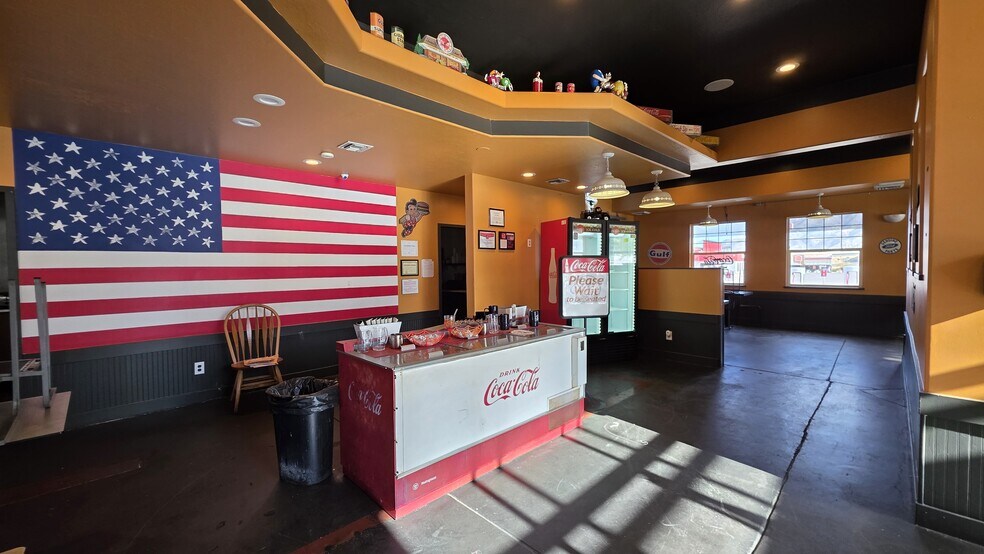 More Photos Of 2100 S Main St, Nephi Storefront Retail Office For Lease