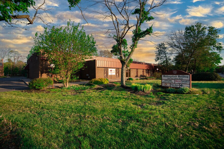 More Photos Of 1 Post Office Rd, Waldorf Medical For Lease
