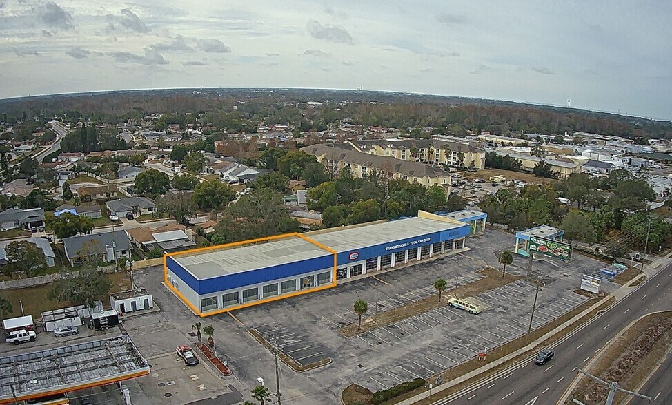 More Photos Of 7006-7010 Ridge Rd, Port Richey Auto Repair For Lease