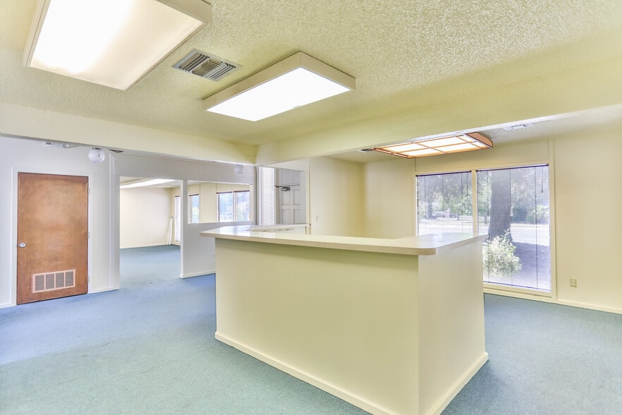 More Photos Of 2921 El Camino Ave, Sacramento Medical For Lease