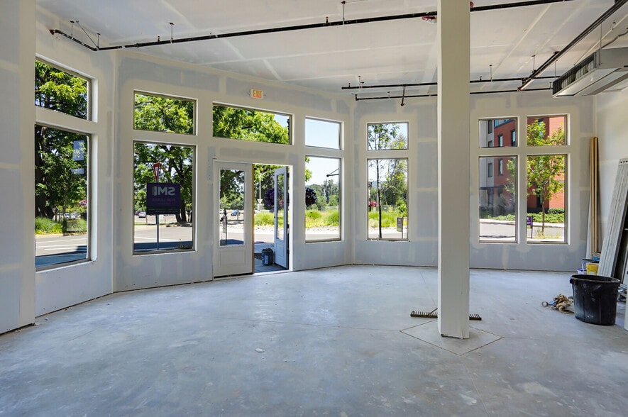 More Photos Of 107 C Street, Independence Apartments For Lease