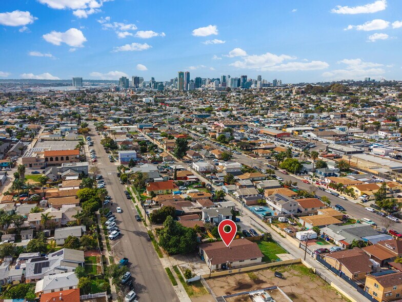 More Photos Of 2956 Clay Ave, San Diego Multifamily For Sale