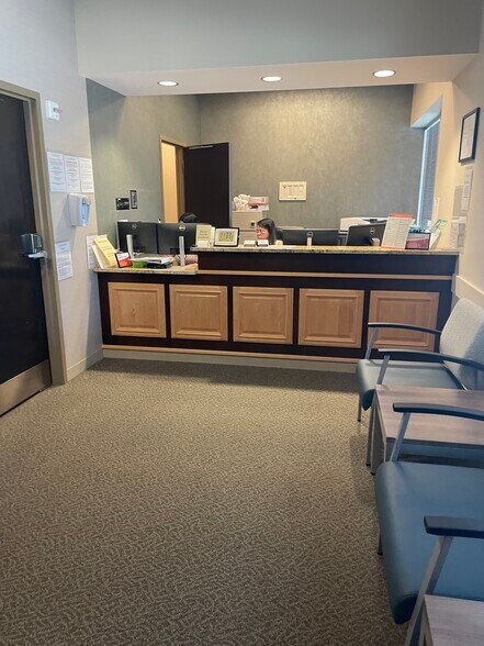 More Photos Of 10847 Kuykendahl Rd, The Woodlands Medical For Lease