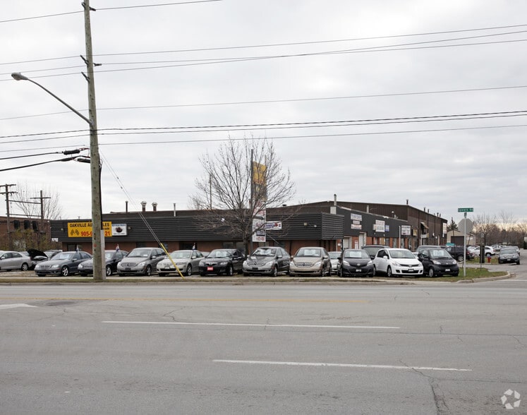 Primary Photo Of 1490 Speers Rd, Oakville Warehouse For Sale