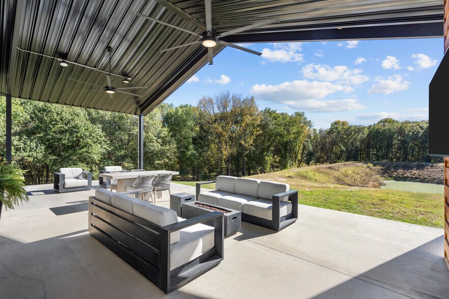 More Photos Of 9016 Private Road 2329, Terrell Lodge Meeting Hall For Sale