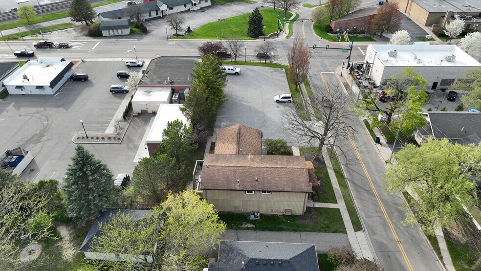 More Photos Of 11522 Davis St, Grand Blanc Office Residential For Sale