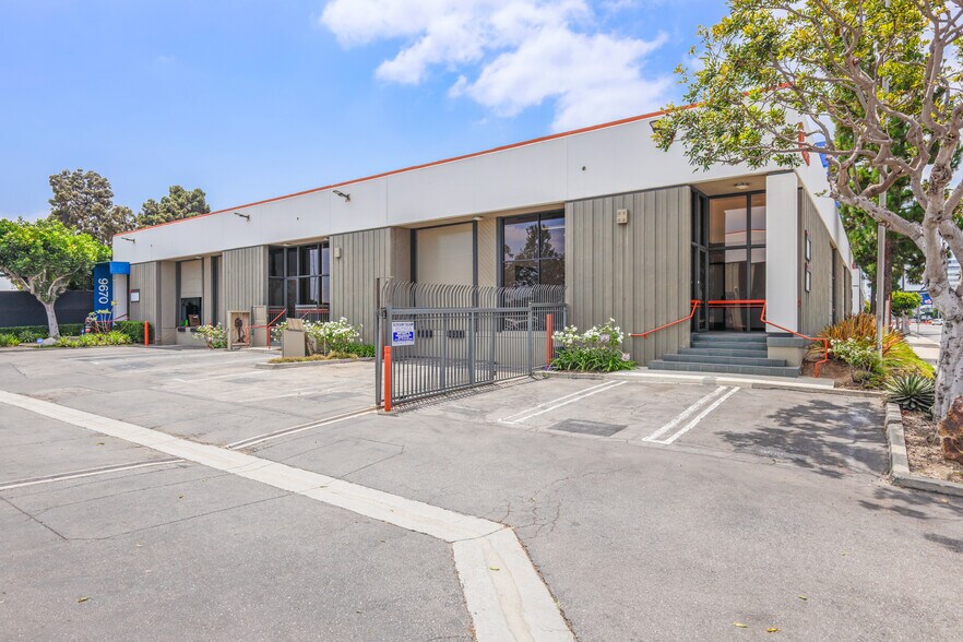 Primary Photo Of 9610-9680 S La Cienega Blvd, Inglewood Warehouse For Lease