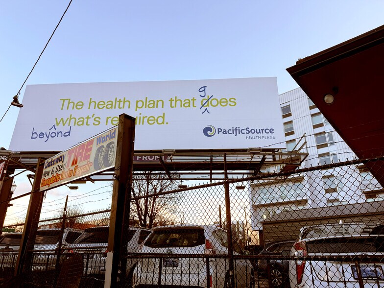 More Photos Of 233 NE Grand Ave, Portland General Retail For Sale