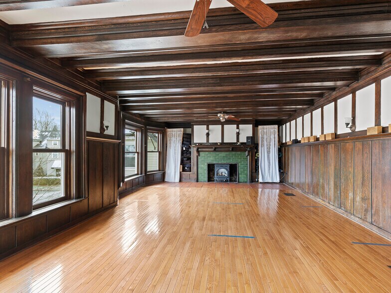 More Photos Of 758-762 Elmwood Ave, Buffalo Storefront Retail Residential For Sale