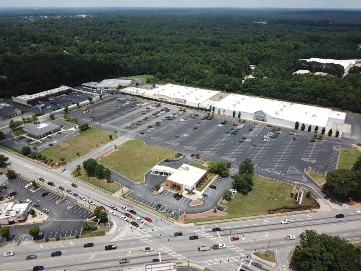 More Photos Of 2420 Wisteria Blvd, Snellville Unknown For Lease