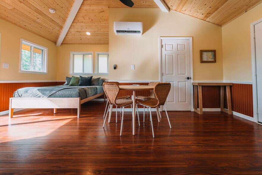 More Photos Of 250 Wood Thrush Lane, Rogers Specialty For Sale
