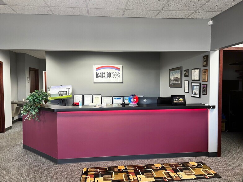 More Photos Of 5523 Integrity Way, Appleton Flex For Sale