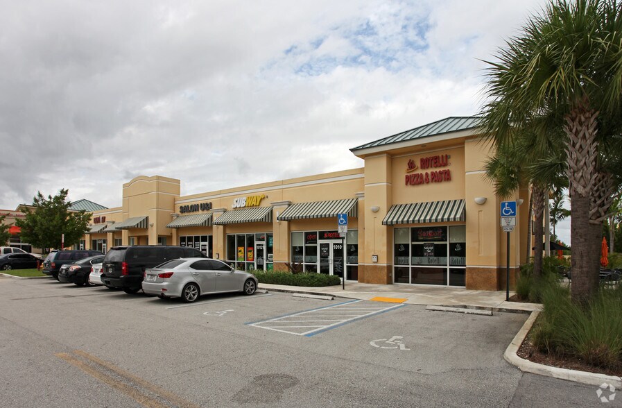 More Photos Of 10101-10181 W Commercial Blvd, Tamarac Storefront Retail Office For Lease
