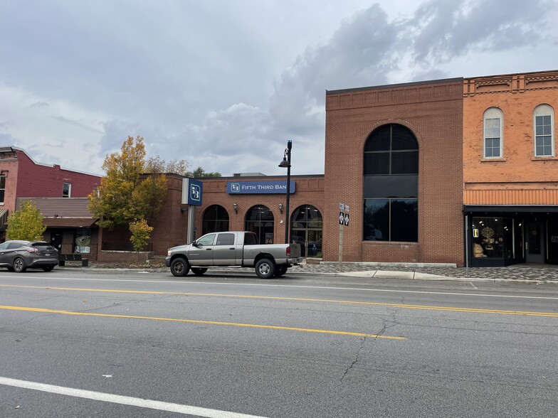 Primary Photo Of 116 S Broadway St, Cassopolis Bank For Sale