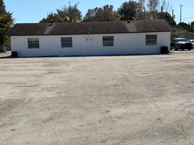 More Photos Of 2722 Westgate Ave, West Palm Beach Auto Dealership For Lease