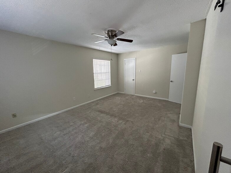 More Photos Of 3811 Holland Ave, Dallas Apartments For Sale