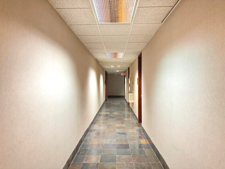 More Photos Of 2333 Camino del Rio S, San Diego Office For Sale