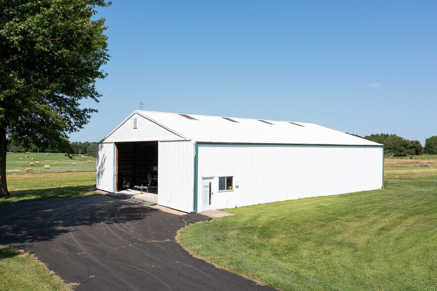 More Photos Of 22617 155th St, Basehor Self Storage For Sale
