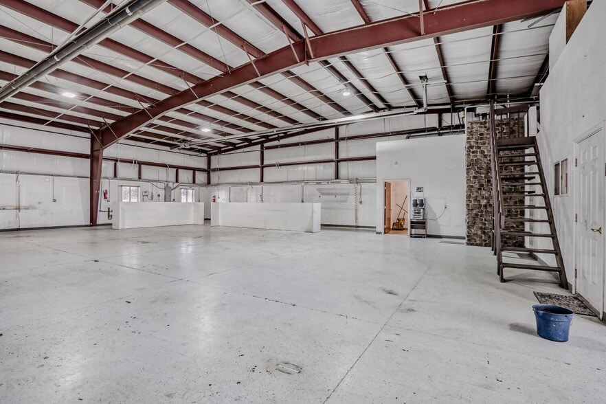More Photos Of 8681 Rosemary St, Commerce City Warehouse For Sale