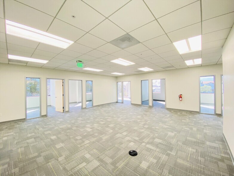 More Photos Of 910 Campisi Way, Campbell Loft Creative Space For Lease