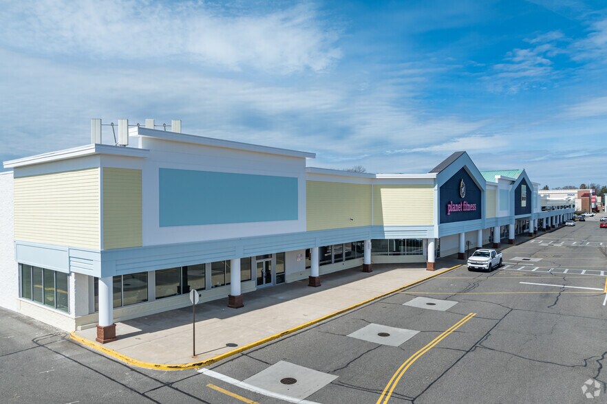 Primary Photo Of 2162-2220 Nesconset Hwy, Stony Brook Unknown For Lease