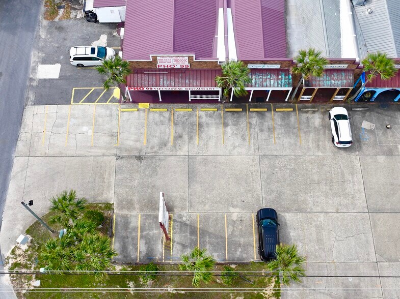 More Photos Of 8147 Navarre Pky, Navarre Flex For Sale