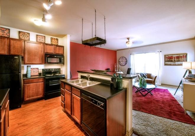 More Photos Of 301-409 N Walker Ave, Oklahoma City Apartments For Lease