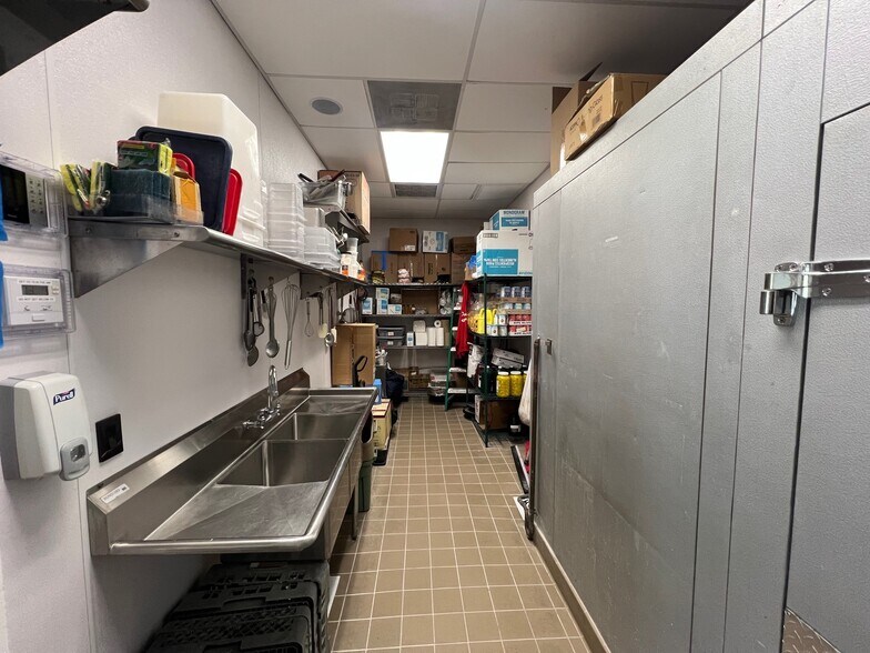 More Photos Of 10002 Gulf Dr, Anna Maria Bar For Sale