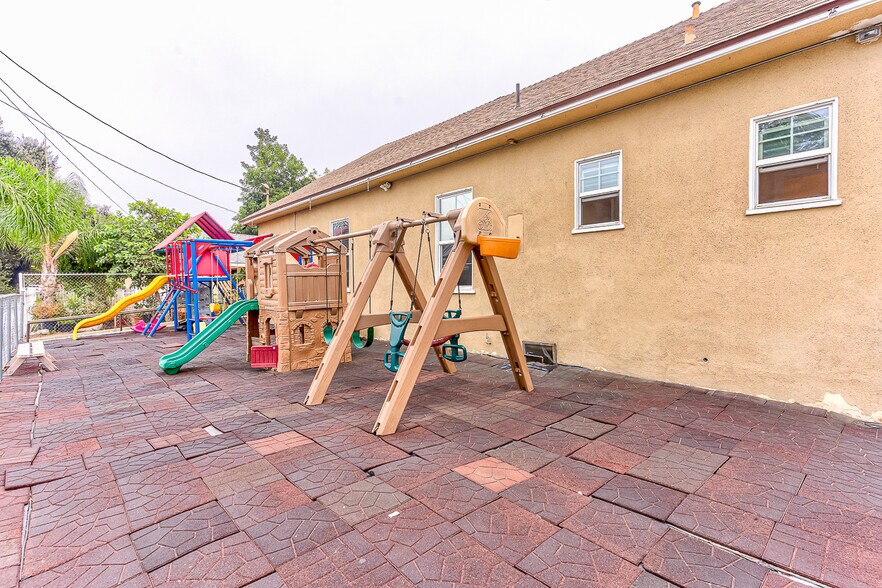 More Photos Of 600 S Towne Ave, Pomona Religious Facility For Sale