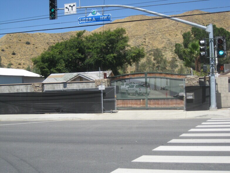 More Photos Of 17035 Sierra Hwy, Canyon Country Land For Sale