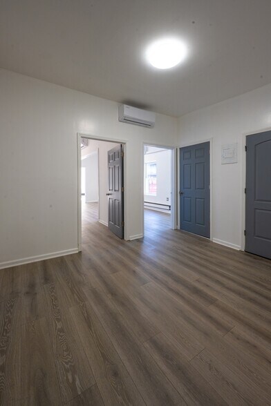 More Photos Of 11801 Liberty Ave, Jamaica Storefront Retail Residential For Lease