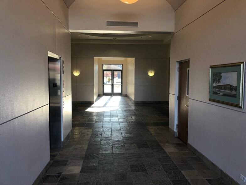 More Photos Of 333 S Main St, Pocatello Bank For Sale