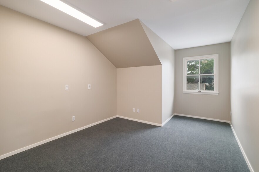 More Photos Of 602 W 13th St, Austin Office For Lease