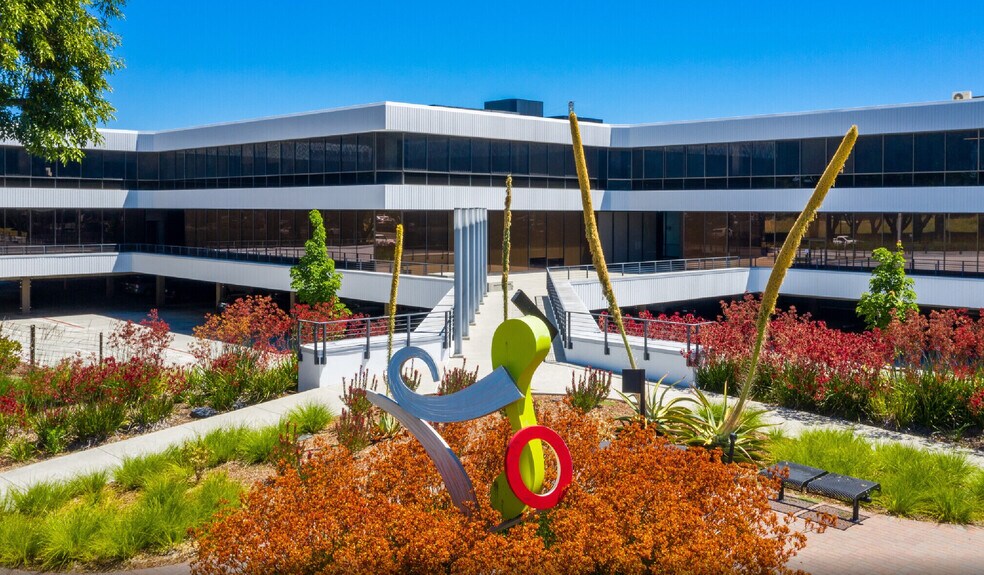 Primary Photo Of 10080 N Wolfe Rd, Cupertino Coworking Space