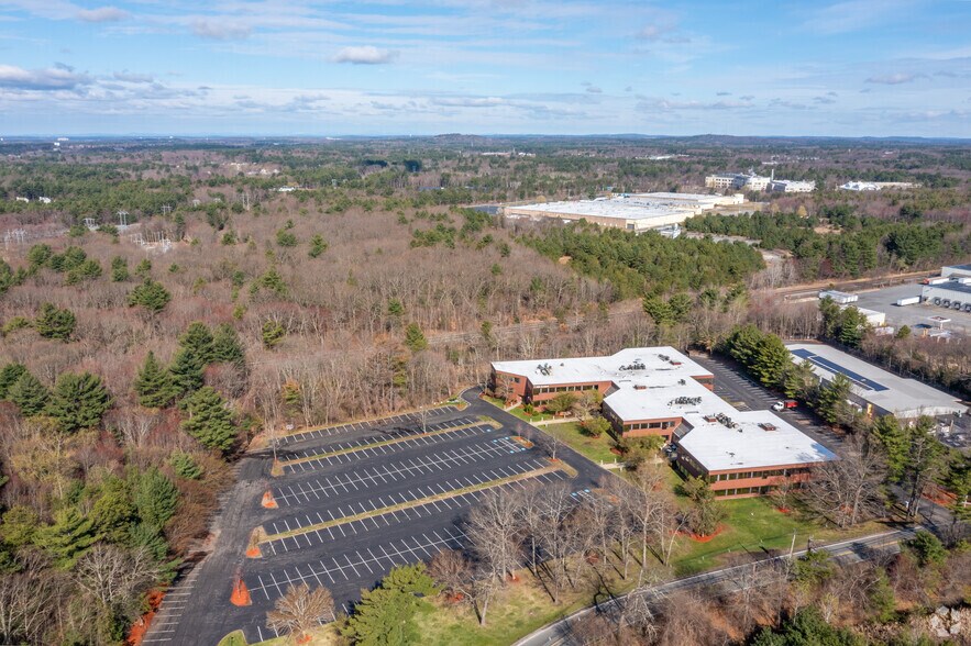 More Photos Of 300 Ballardvale St, Wilmington Office For Lease