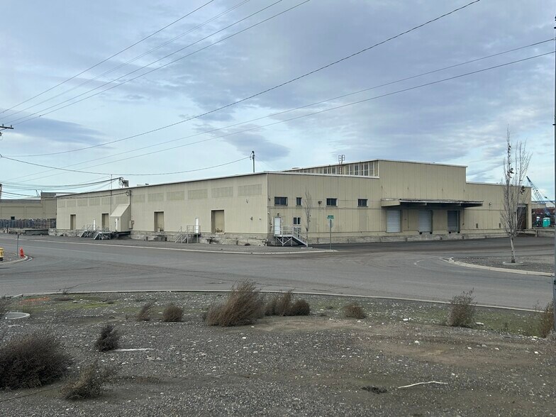 Primary Photo Of 3599 E Ainsworth Ave, Pasco Warehouse For Lease